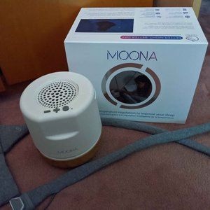 (NWB) New With Box Moona Cooling pillow for sleep